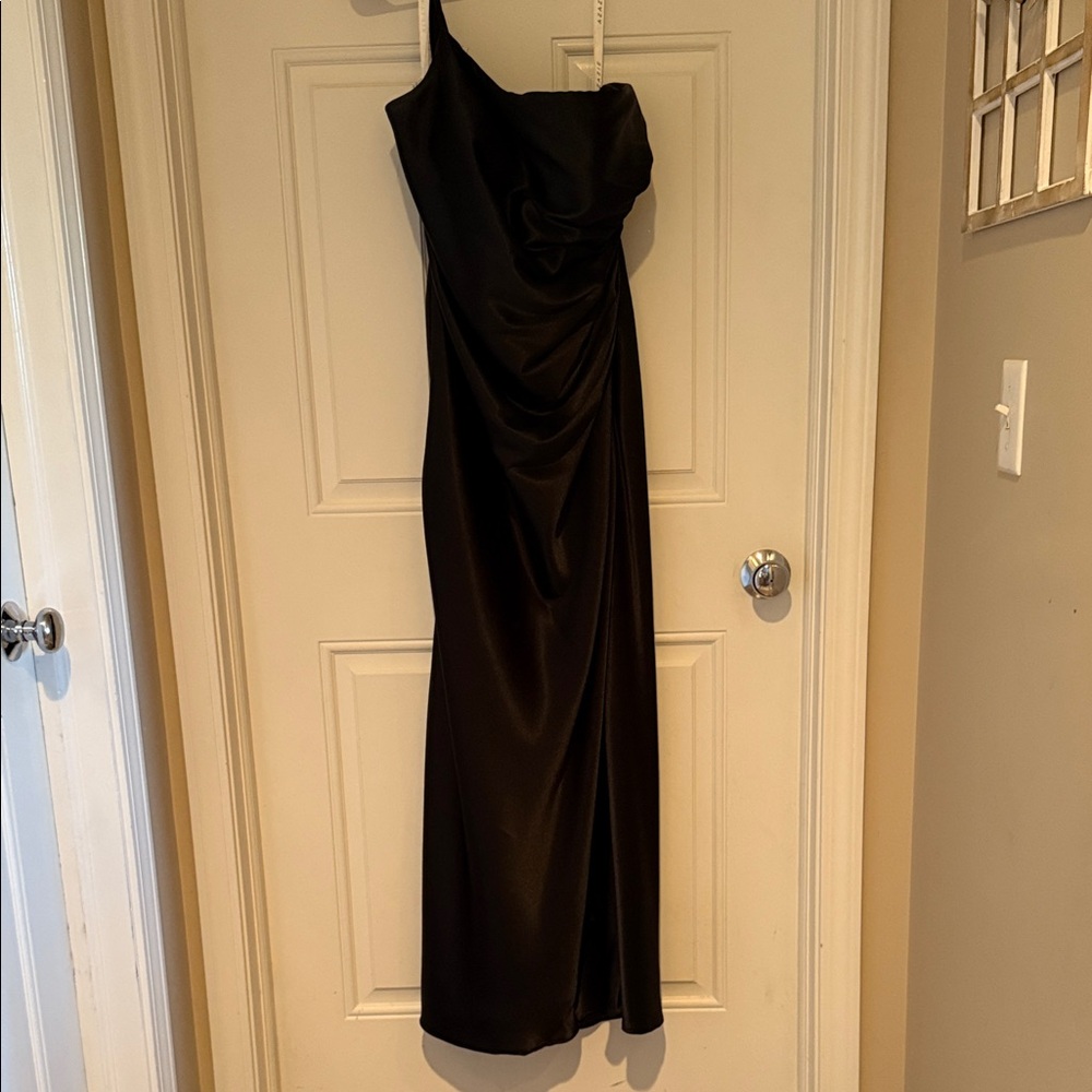 Azazie Elegant One Shoulder Dress in Black